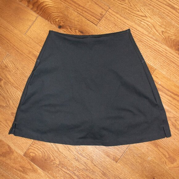 Girlfriend Collective Black Skort, XS, Black - Picture 3 of 8